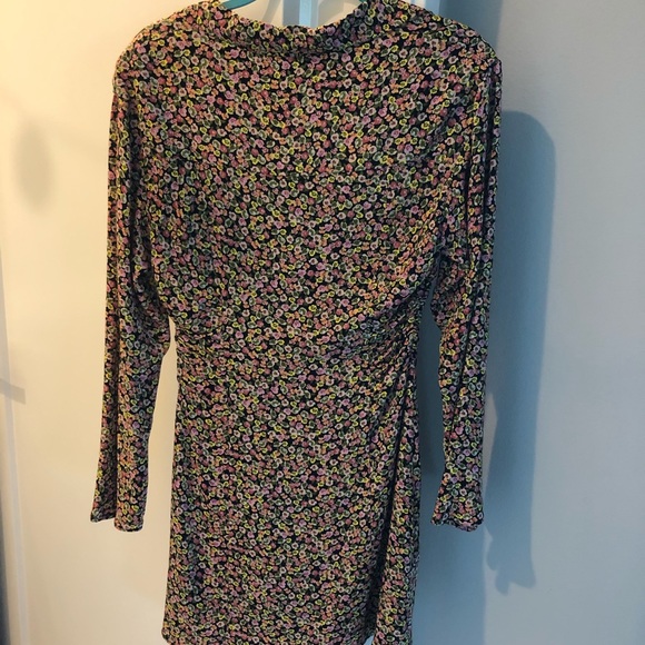 Zara floral dress - Picture 2 of 3